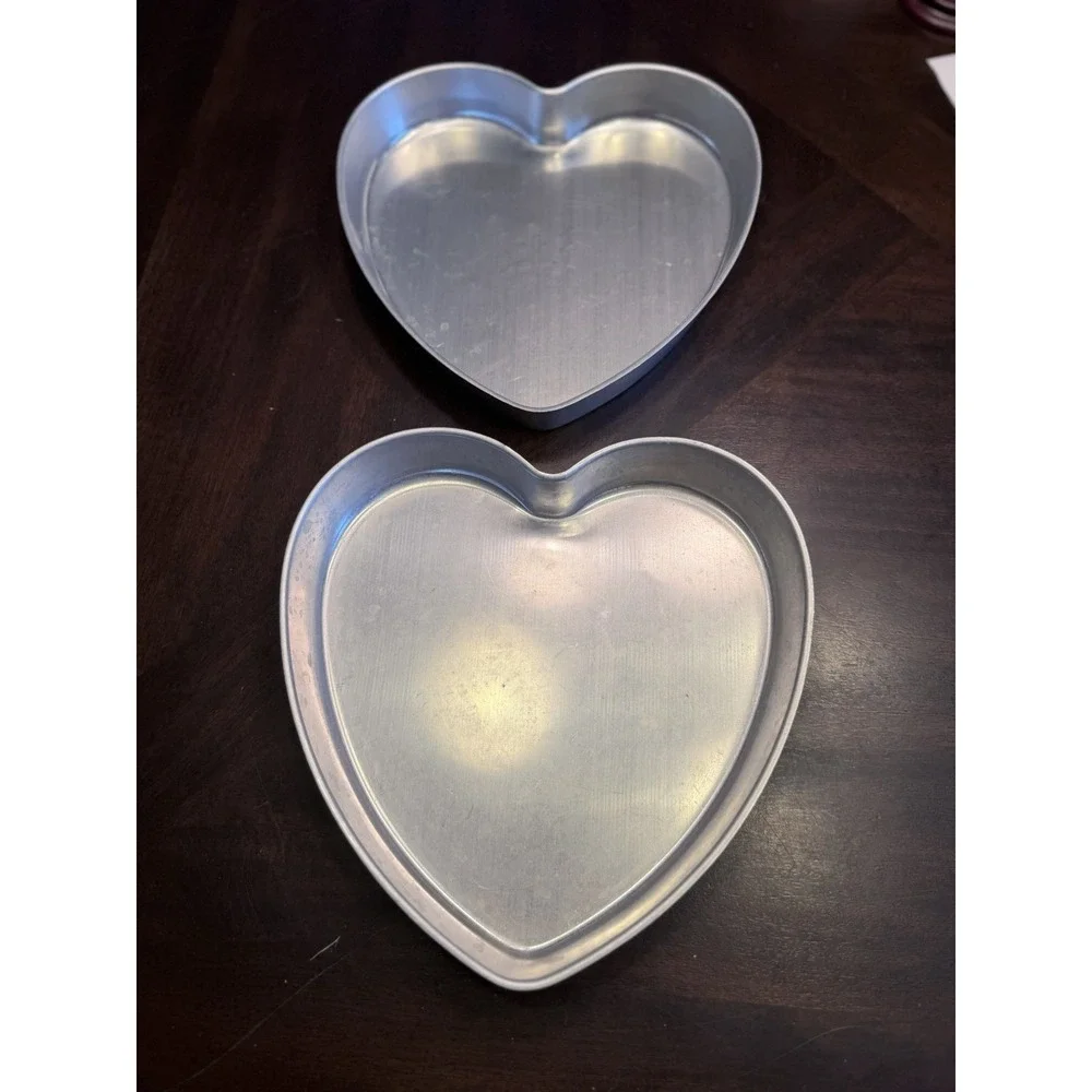 Vintage Heart Cake Pans Set of 2 aluminum